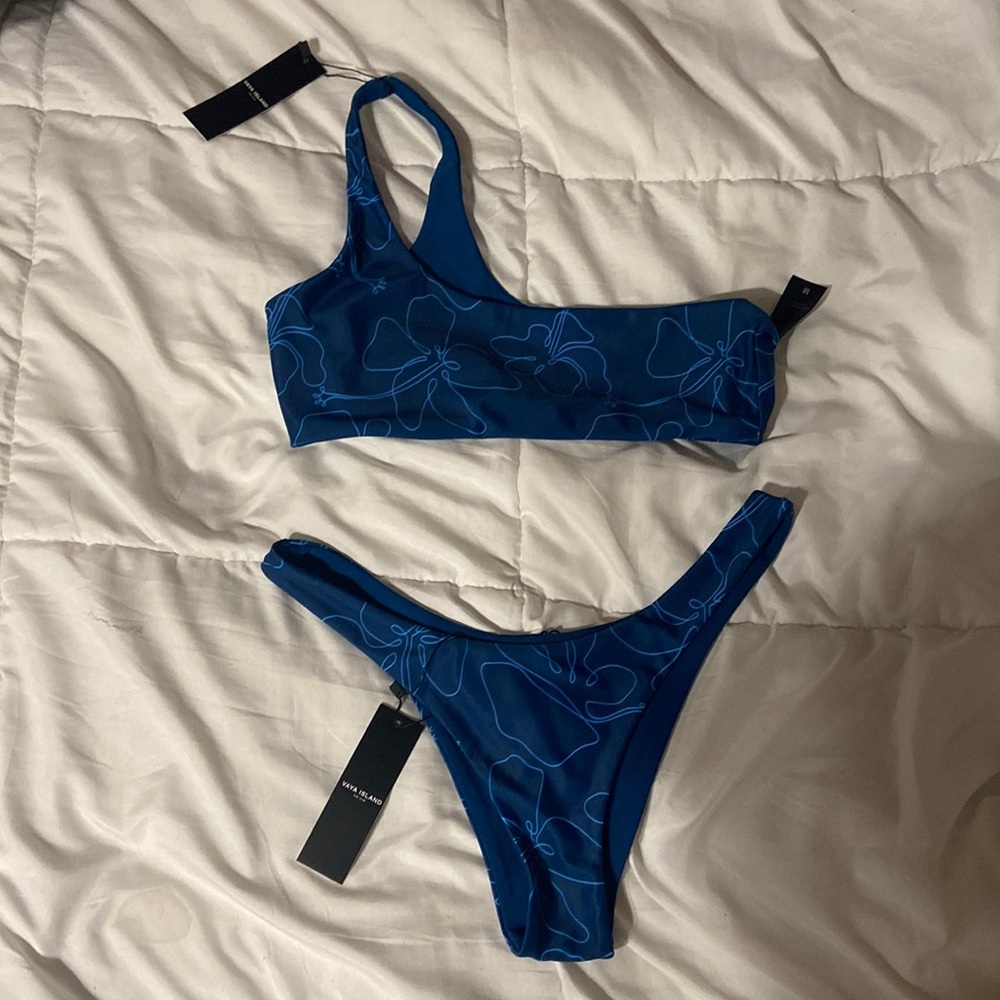 Vaya Island Swimsuit